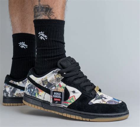 nike sb supreme replica|supreme x sb dunk.